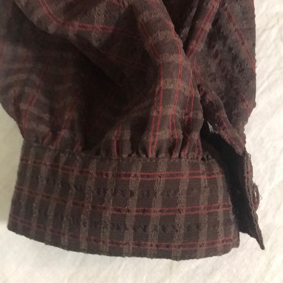 “CANELLE PARIS” Vintage Ruffled Blouse. - Picture 5 of 11